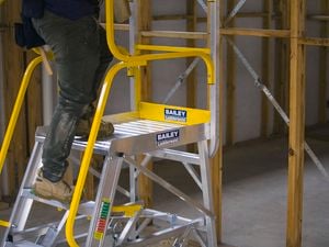 Bailey Ladders - Legacy Sitecore Carousel Image - In Situ Image 10