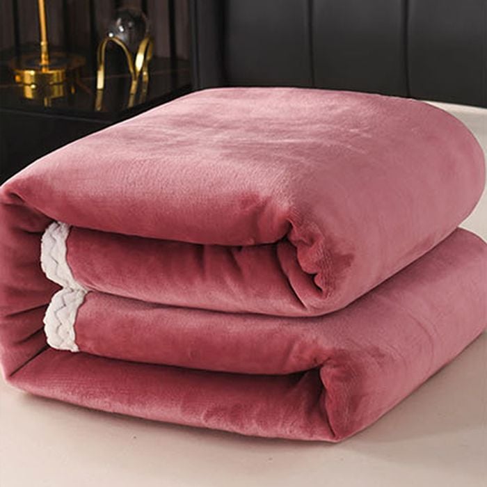 CottonMore Large Ultimate Sherpa Blanket Luxurious Plush Throw Rug 200x230cm Pink