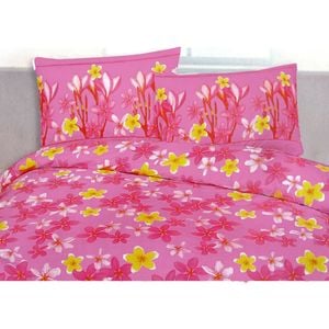 Bloomington 225TC Polyester Cotton Frangipani Jungle Pink Quilt Cover Set King 245 x 210 cm