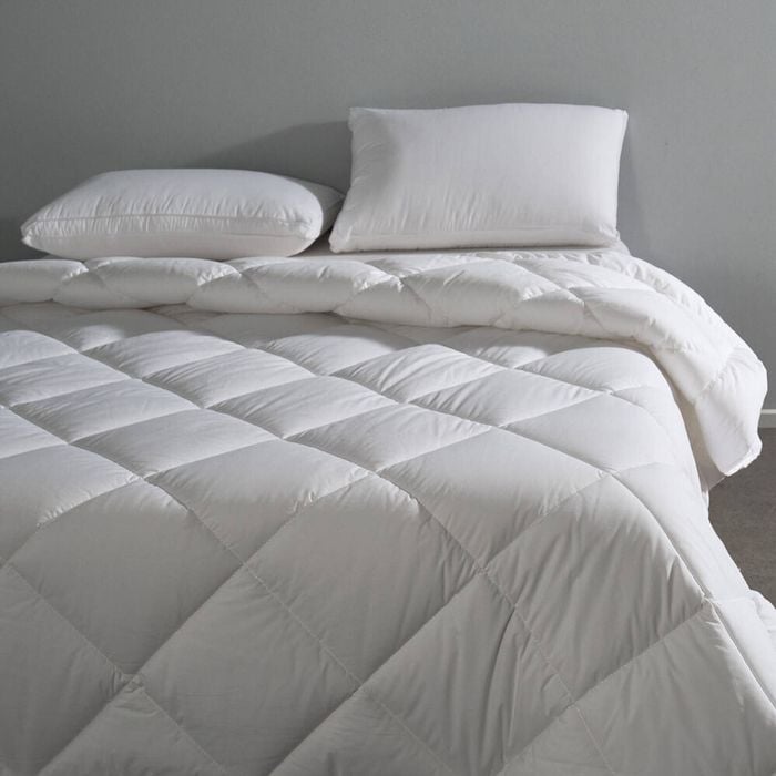 Canningvale King Bed Luxury Quilt White Bedding/blanket