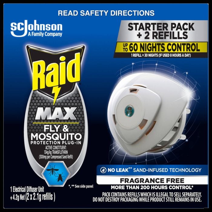 Raid Max Fly And Mosquito Electronic Plug In Plus 2 Refills
