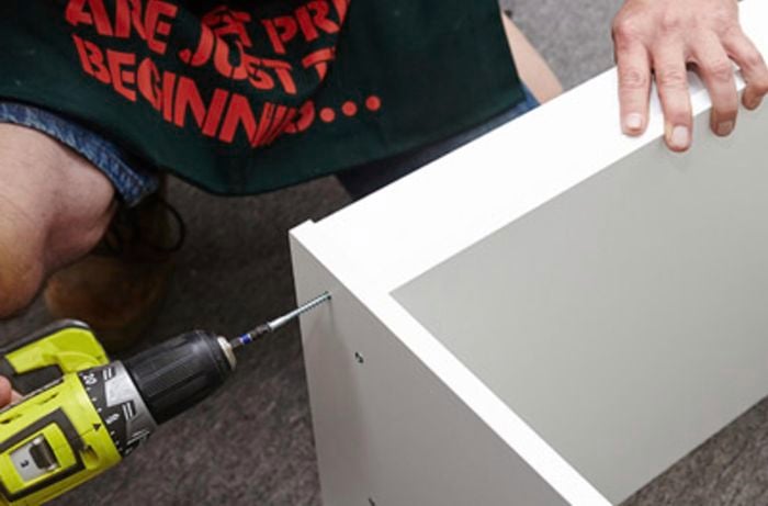 Assembling the base organiser unit.
