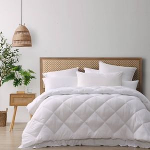 Sleepcare 700GSM Winterweight Microfibre Quilt Super King Bed