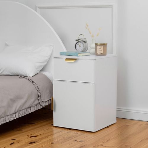 Porto
  Bedside Table with Slim Profile (IN 763614)