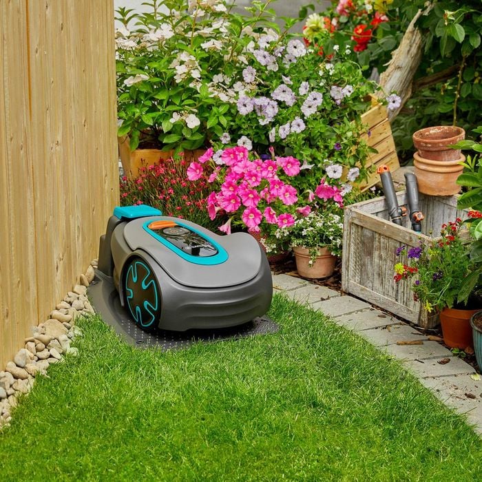 Gardena Sileno Minimo 250 Robotic Lawnmower