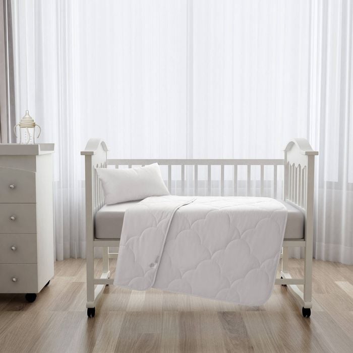 Natural Home Lightweight Cotton Quilt 250gsm - Cot