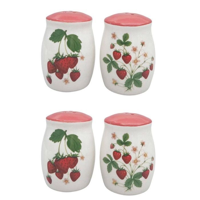 2x 2pc Urban Ceramic Strawberry Fields Salt & Pepper Shakers 8x6cm Green/Red