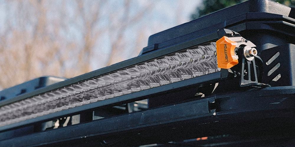 4 wheel drive with a strip light attached to the roof