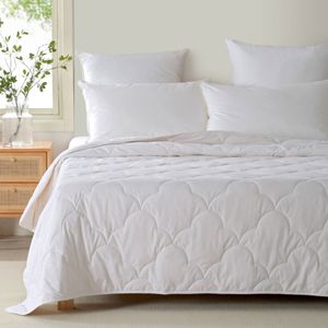 Dreamaker 100% All Season Cotton Quilt - King Bed