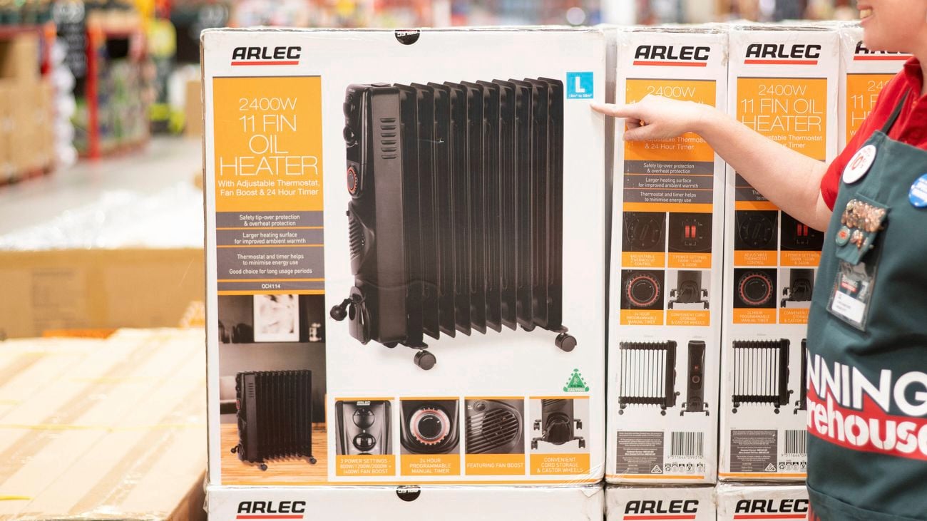 2400W 11 Fin oil heater.