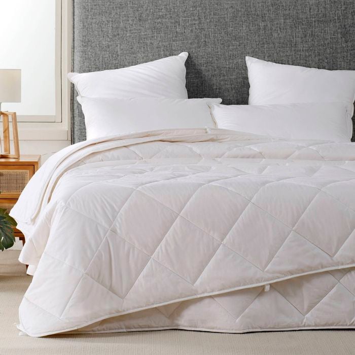 Dreamaker All Seasons 2 Piece Australian Washable Wool Quilt Double Bed