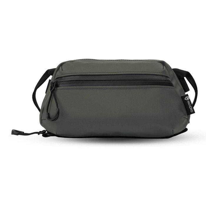 Wandrd Tech Bag Medium - Wasatch Green