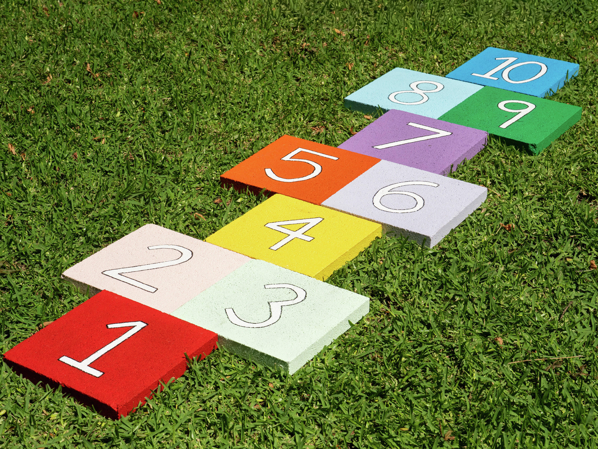 How To Make A Reusable Hopscotch Path - Bunnings Australia