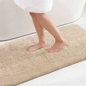 Lifebay Luxuriously Soft, Absorbent, Non-Slip Rug for a Stylish Bathroom Retreat