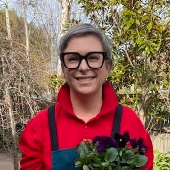 Penny Bunnings team member.