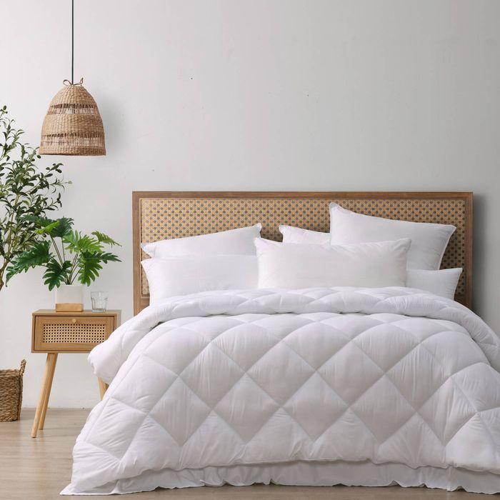 Sleepcare 700GSM Winterweight Microfibre Quilt Single Bed