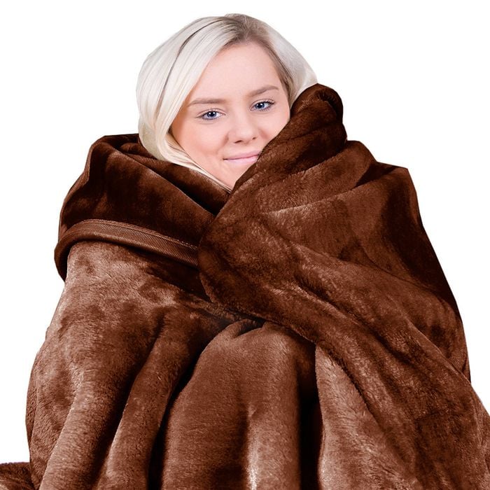 Laura Hill 600-GSM Mink Blanket Queen Size Double-Sided Soft Plush Bed Faux Throw Rug Wine Chocolate