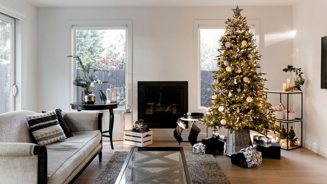 living room with a decorated christmas tree