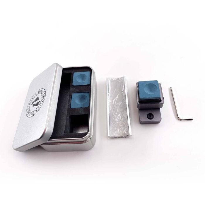 Walkabout Magnetic Chalk Holder & Clip Set with Cue Tip File and 3 Premium Chalks (Spruce)