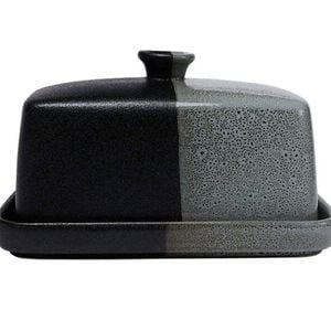 Maxwell & Williams Caviar Umi Butter Dish Black/grey