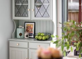 Upgrade Kitchen Hutch