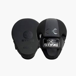 Sting Armaplus Matte Focus Mitt Boxing MMA Punch Pads