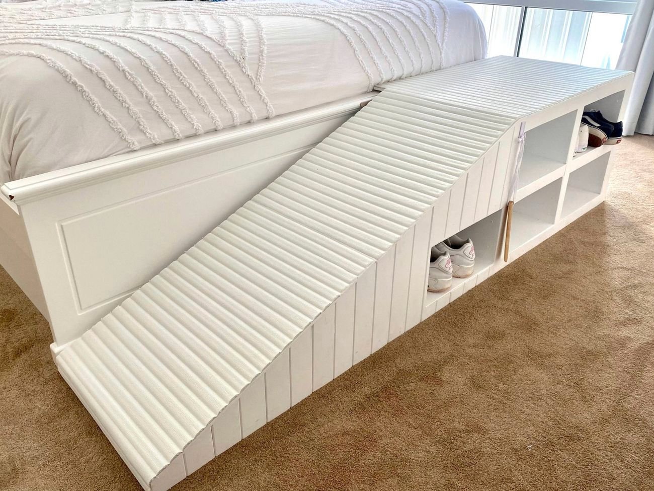 D.I.Y. - Step 4 - Is this the most stylish dog ramp ever
