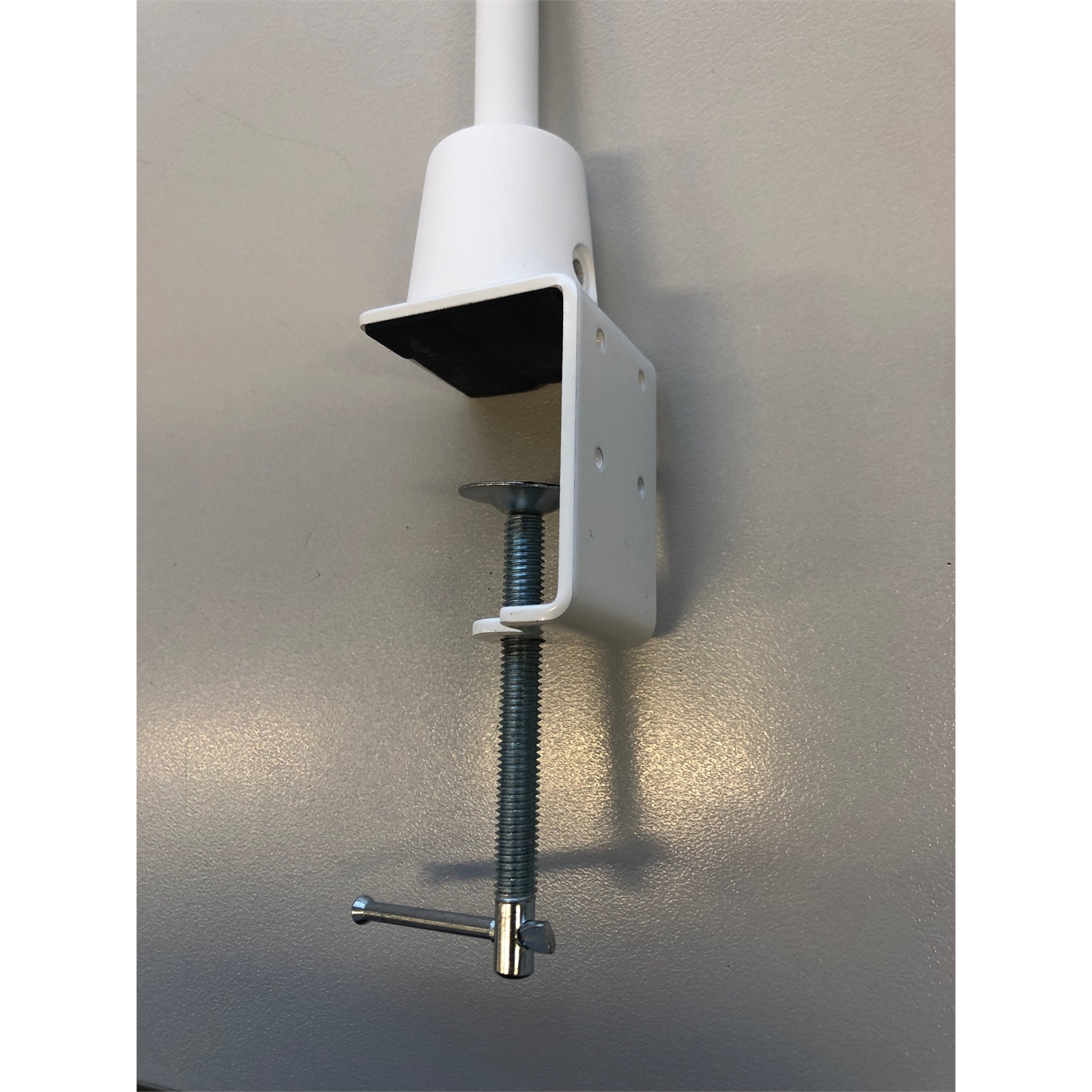 Brilliant Lighting Large White Create Desk Lamp With Clamp Bunnings Australia
