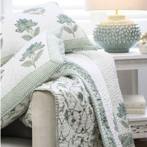 3pc Lvd White/green Flower Bedspread Quilt Set W/ Pillow Shams King/super King