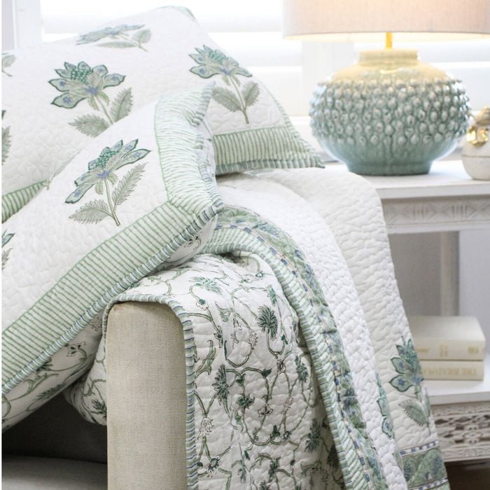 3pc Lvd White/green Flower Bedspread Quilt Set W/ Pillow Shams King/super King