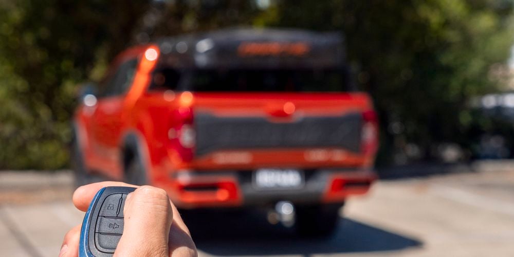 Tailgate Locking Kit for the LDV T60