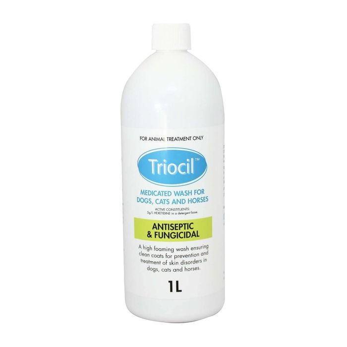 Triocil Medicated Wash Antiseptic & Fungicidal For Dogs Cats & Horses 1l
