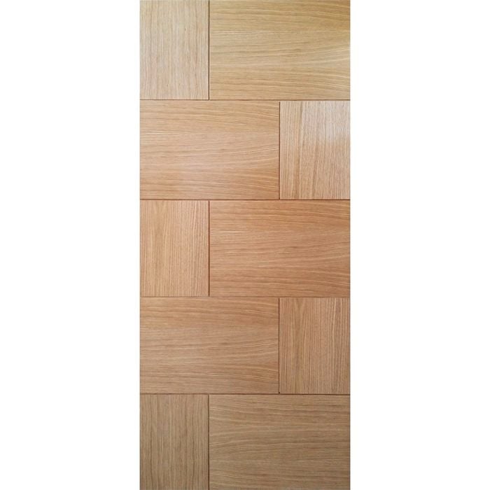 Woodcraft 2040 x 820 x 40mm Entrance Door Oak Veneer UV01