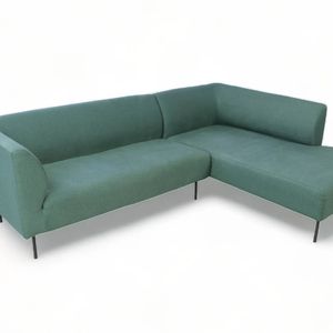 Judith Sectional Sofa with Right Chaise Linen - Green
