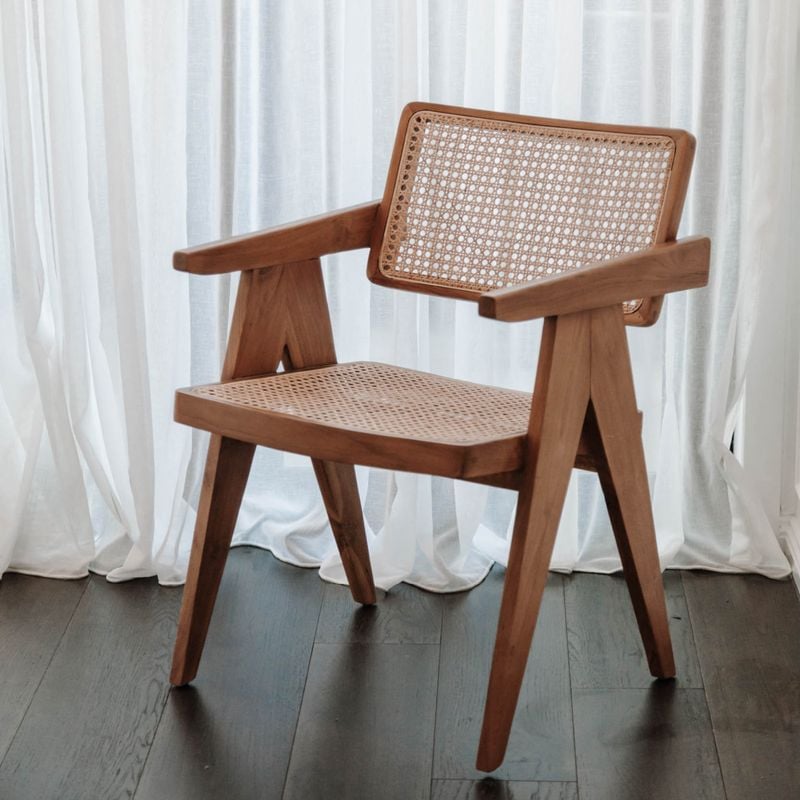 Dali Teak Dining Chair With Arms