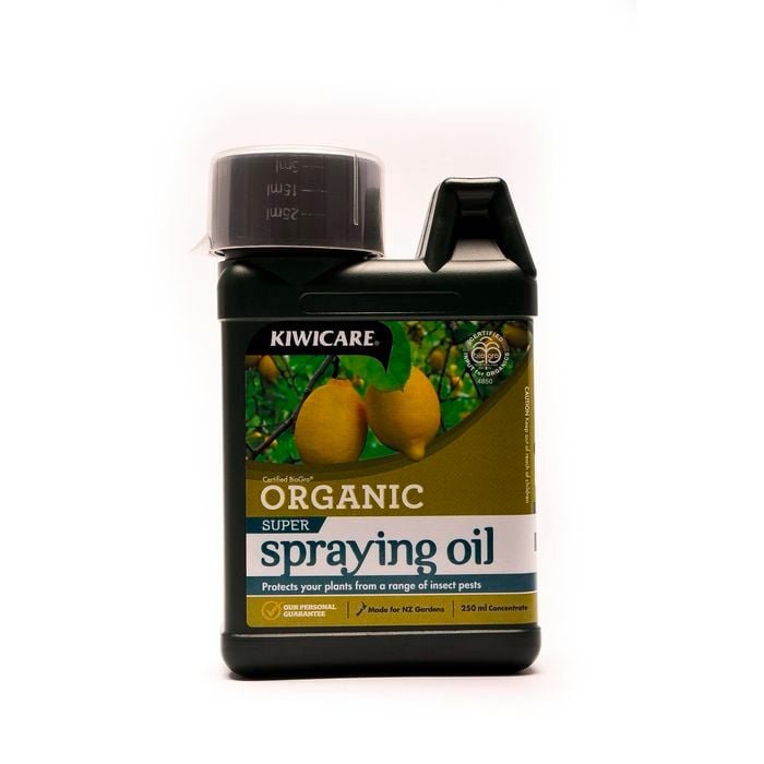 Kiwicare 250ml Organic Super Spraying Oil Concentrate