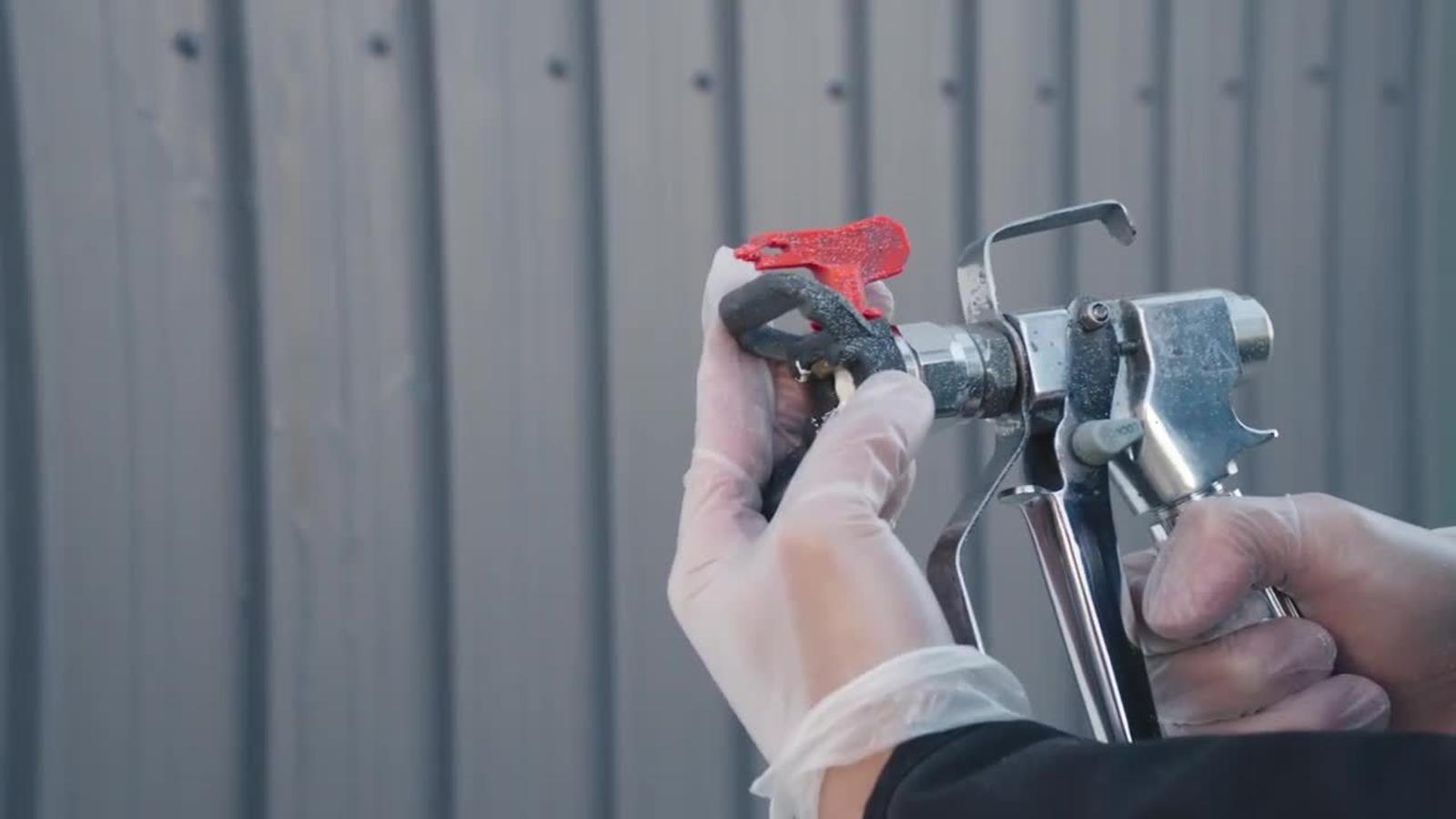Ozito 700W Airless Paint Sprayer