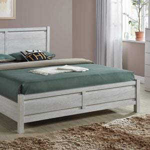 Queen Size Bed Frame Natural Wood like MDF in Oak Colour