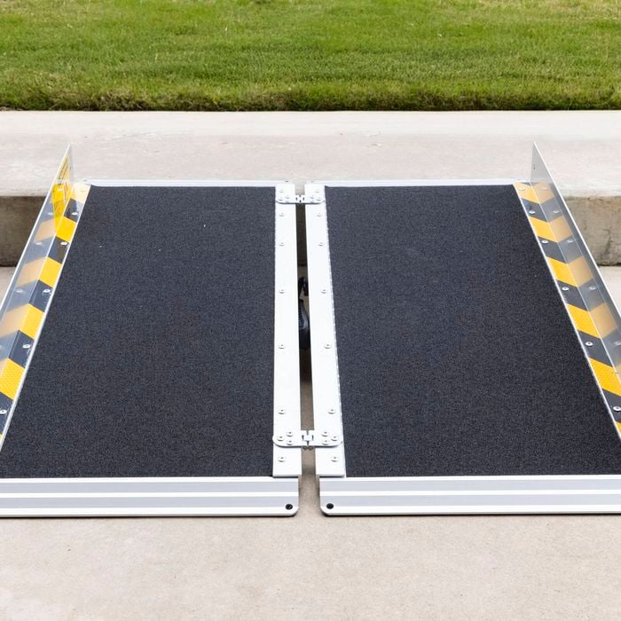 Q-Assist 900mm 400kg Weight Rating Portable Folding Wheelchair Ramp ...