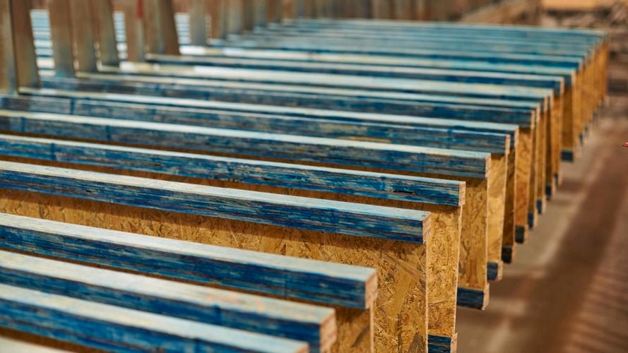 Joist in shot