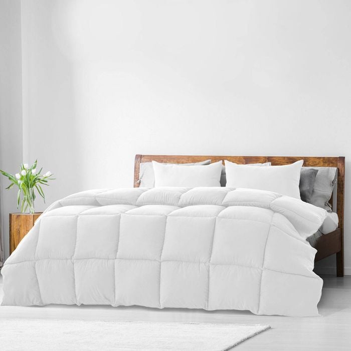 Royal Comfort 350gsm Luxury Bamboo Quilt Duvet White Queen