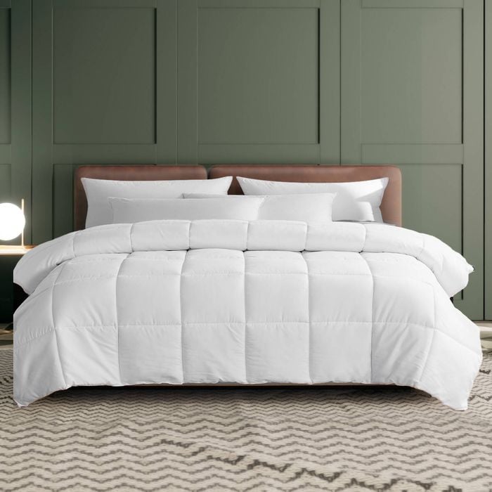Dreamz 400GSM Microfiber Quilt Queen