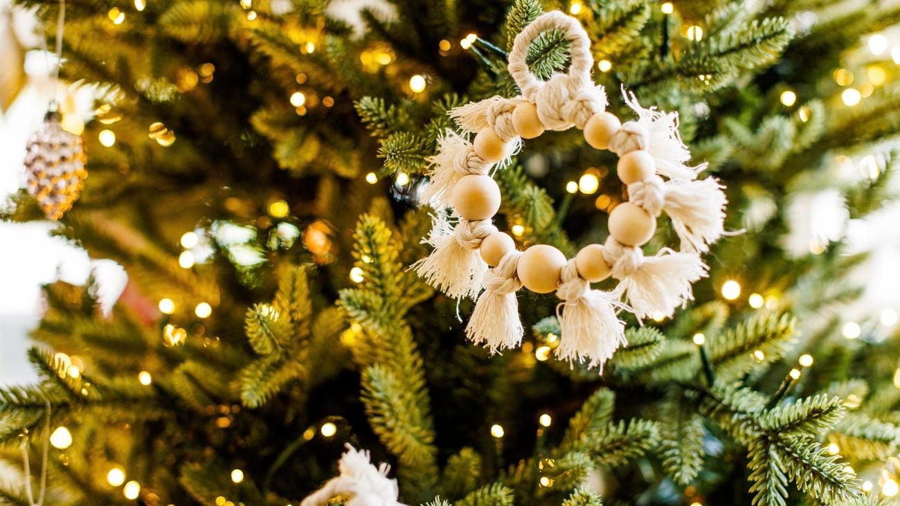 A macrame decoration on a Christmas tree