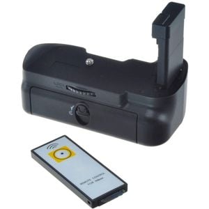 Jupio Battery Grip For Nikon D5100/D5200 w/ Remote/AA Cylinder