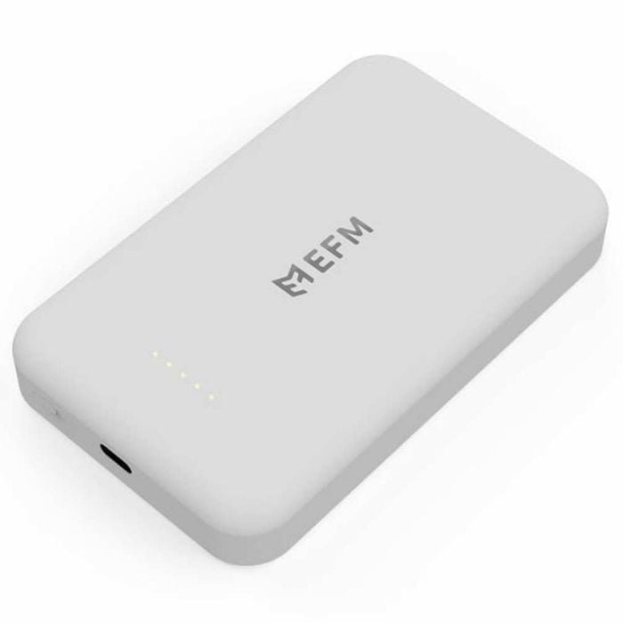 Efm Flux 5000mah Wireless Power Bank With Magnetic Alignment