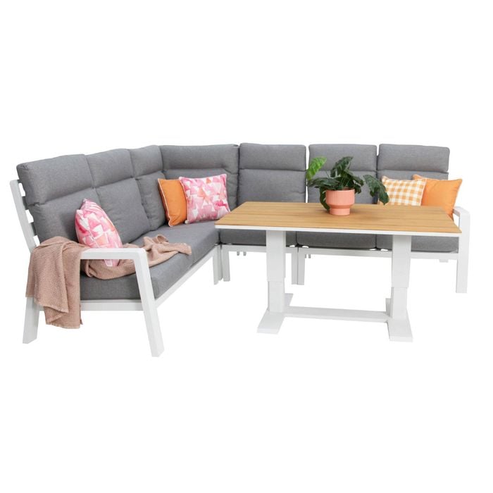 Dellaware Corner Lounge Setting