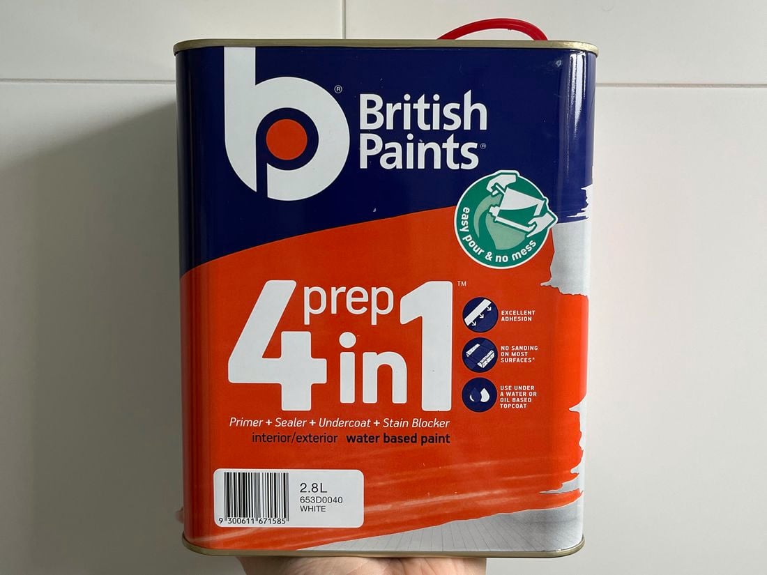 A tin of British paints 4 in 1 prep