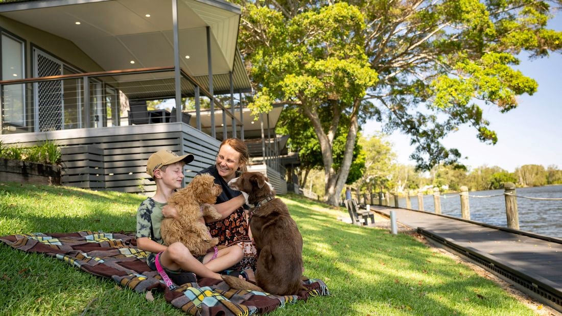 Bunnings Trade_HERO_holiday park_building supplies_discovery_outdoors_family_dog.jpg