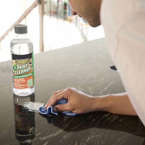 DIGGERS™
  Paint Cleanup 0065936 removes both oil and water based fresh paint spills
  from hard surfaces