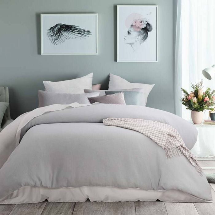Accessorize Bedroom Collection King Silver Waffle Polyester Quilt Cover Set